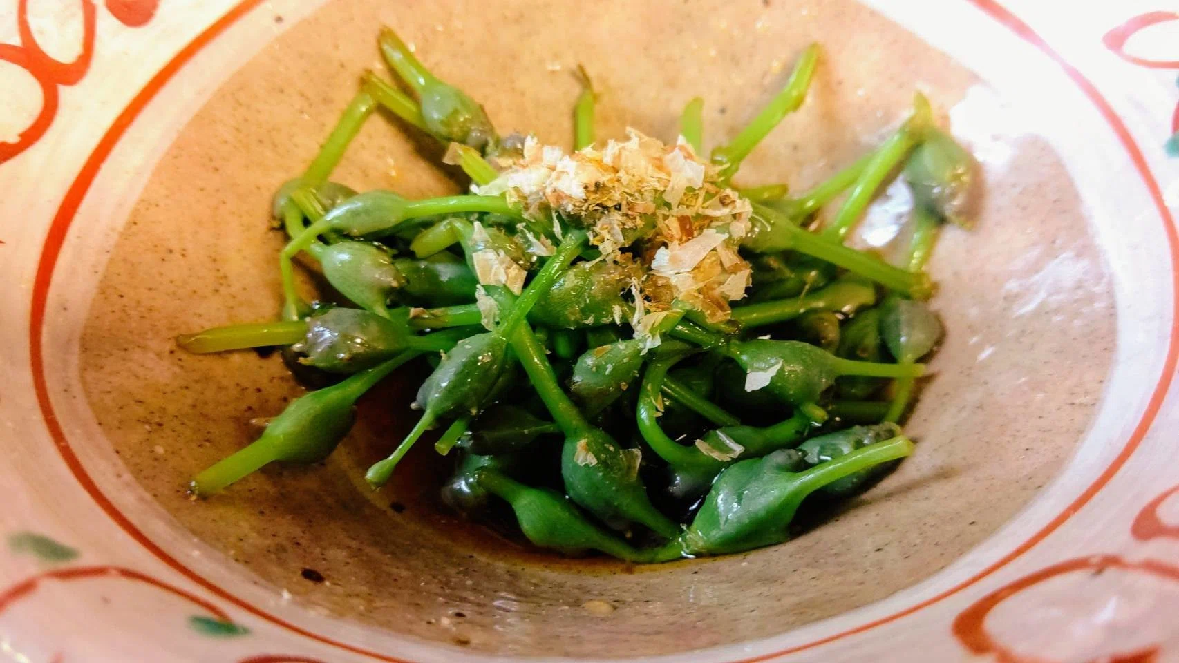 みずのこぶ(山菜ミズの実？)のおひたし。期間限定の、素朴な田舎の