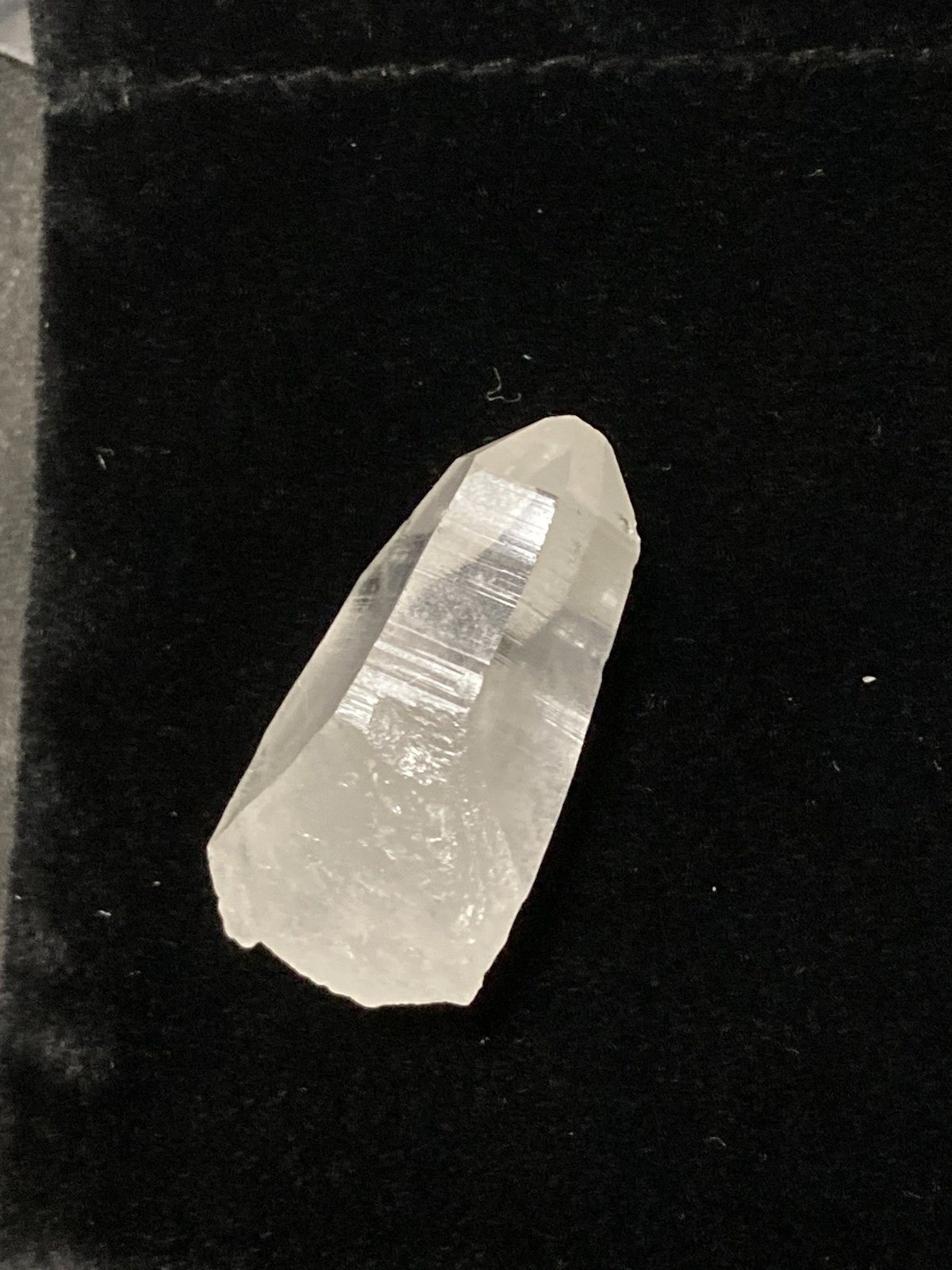 圧巻❗❗八百万神満願成就【高千穂天岩戸水晶】神域強エネルギー⭕高波動原石
お守り 天岩戸神話「岩戸開き」のエナジー！！ 【高千穂天岩戸（天照