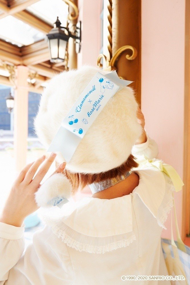 RoseMarie seoir × シナモロール ベレー帽ファッション