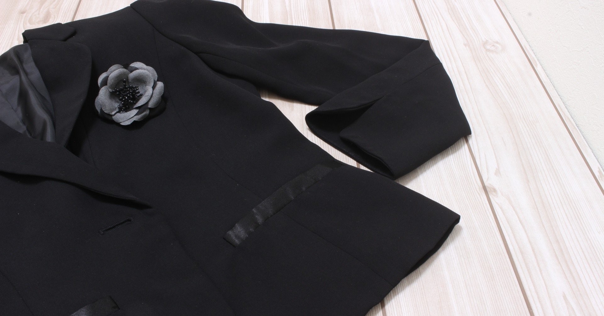 色オタクのひとりごと9 パーソナルカラーで似合わなくっても黒が着たい めぐ La Vie En Couleurs Note