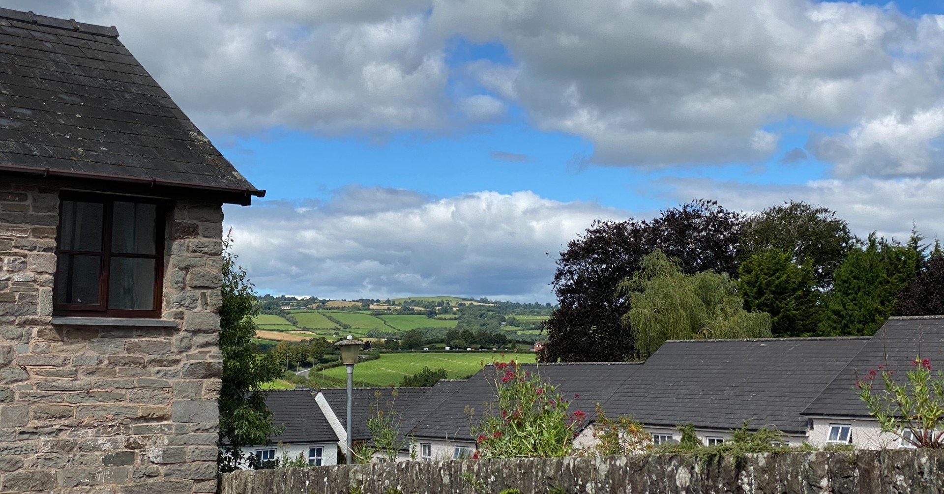 ロンドンをちょっと離れてウエールズの旅 前編 ロックダウン後の観光スポット第７弾 えいぞ Eizo Note