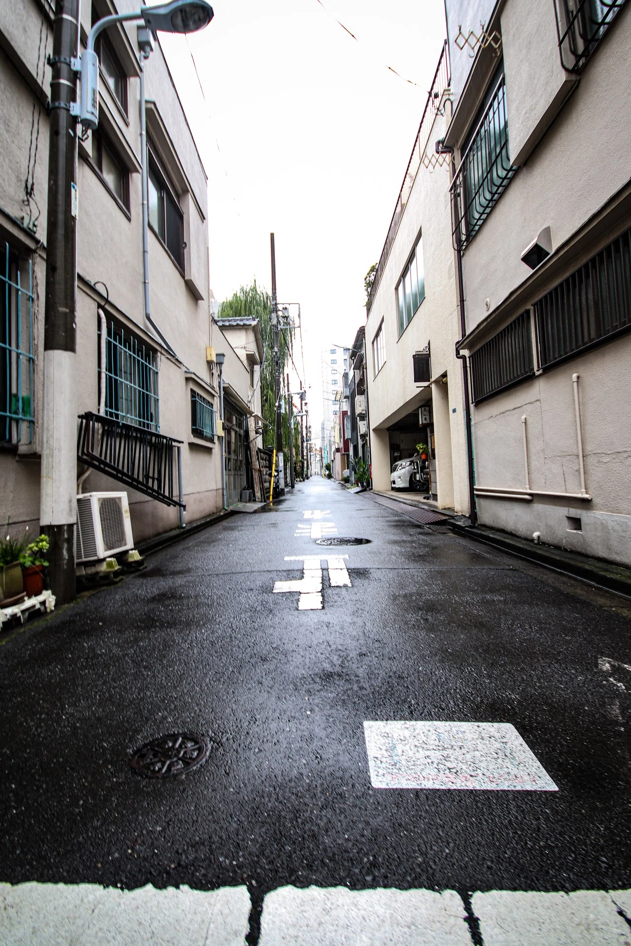 雨の日の街の色 小木曽一馬 Cloud Circus Note 雨の日の街の色 小木曽一馬 Cloud Circus Note