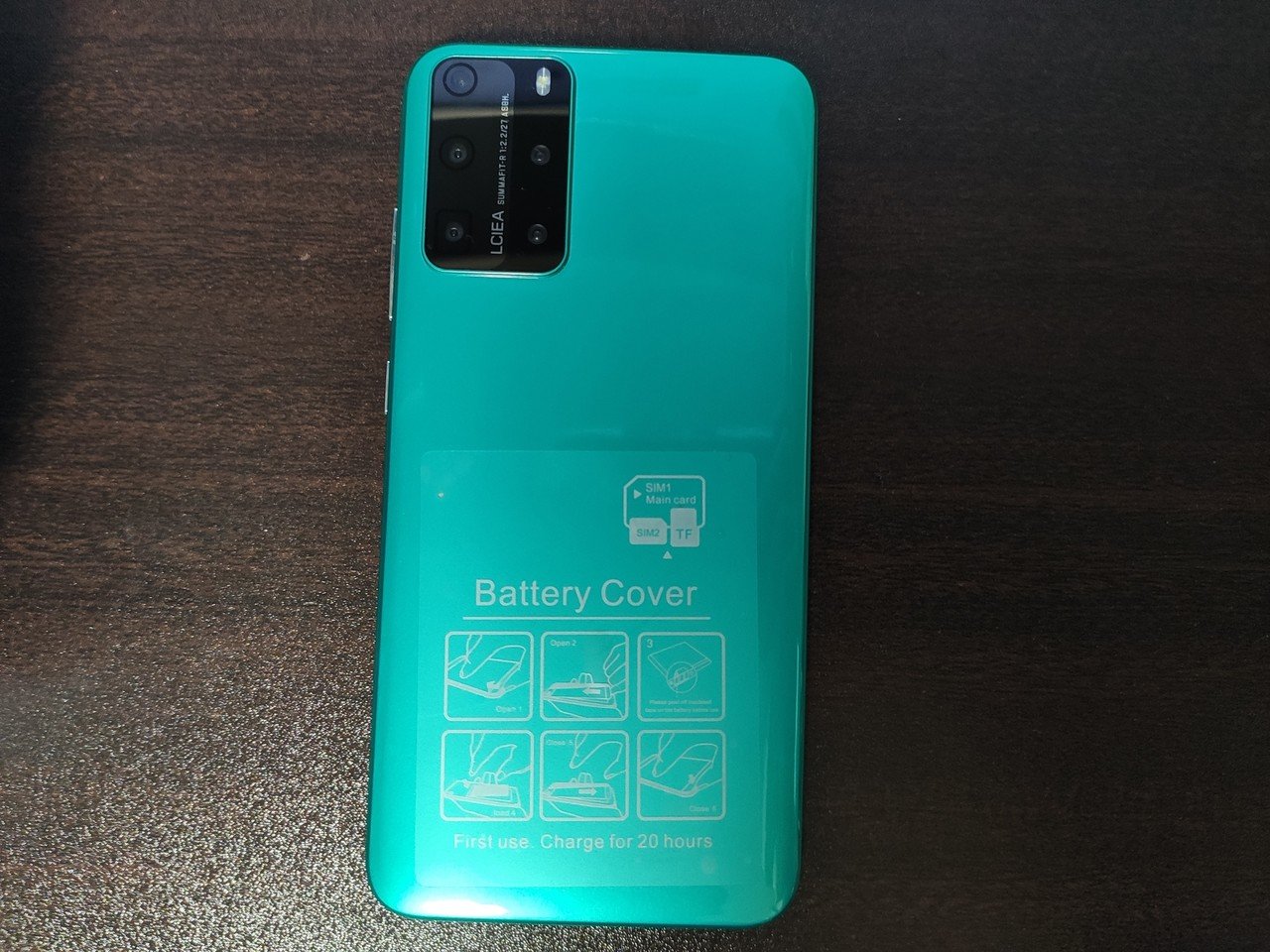 お値段35ドル！AliExpressで売っている怪しいスマホ