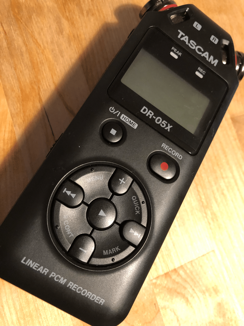 ASMR録音可能機種のDR-05です