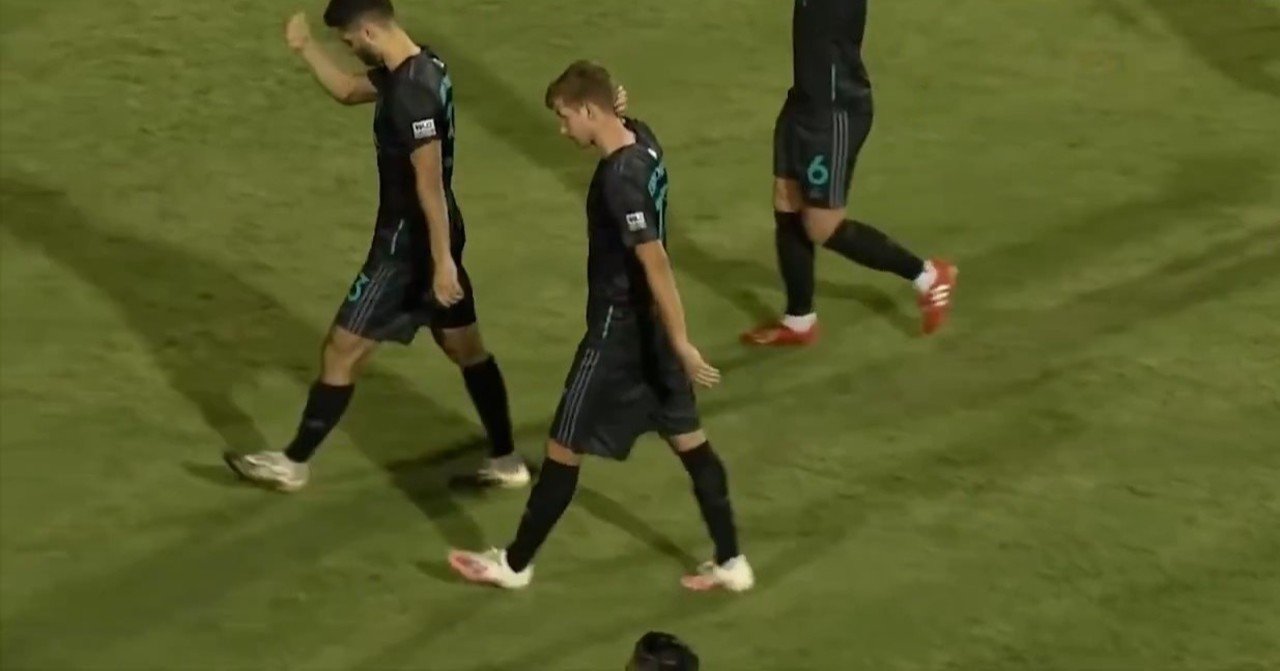 サンディエゴのプロサッカーチームが試合を放棄した理由 ホモフォビアとレイシズムはサッカーにいらない Kohki Ohsumi 大澄紅希 Note サンディエゴのプロサッカーチームが試合を放棄した理由 ホモフォビアとレイシズムはサッカーにいらない Kohki Ohsumi 大澄紅希 Note