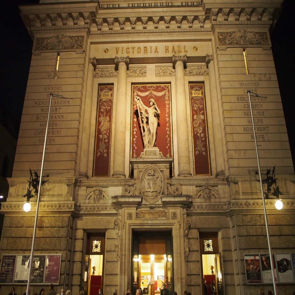 スイスにあるイギリス スイス ジュネーヴにあるヴィクトリアホールとは 清水優美 Yumi Shimizu Note