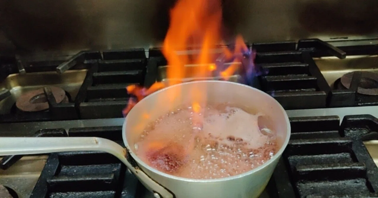 フランベ と は