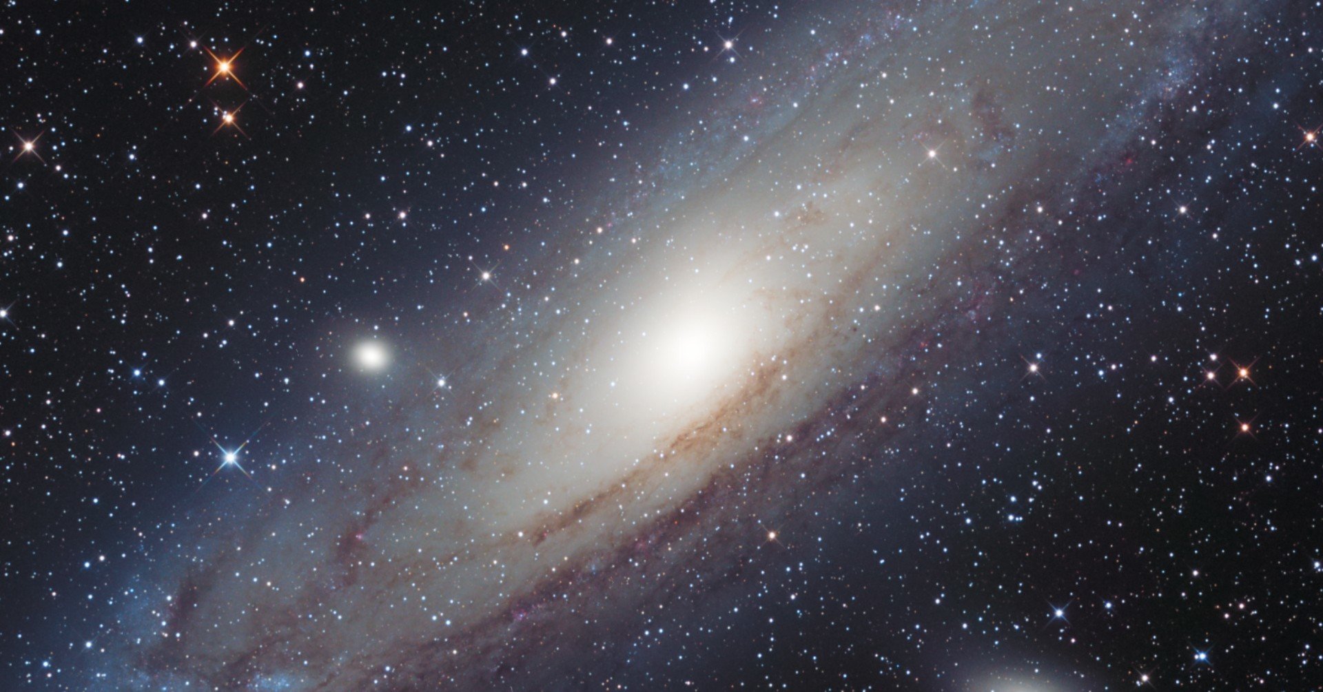 マックのデスクトップ画像が気に食わないので、自分でアンドロメダ大