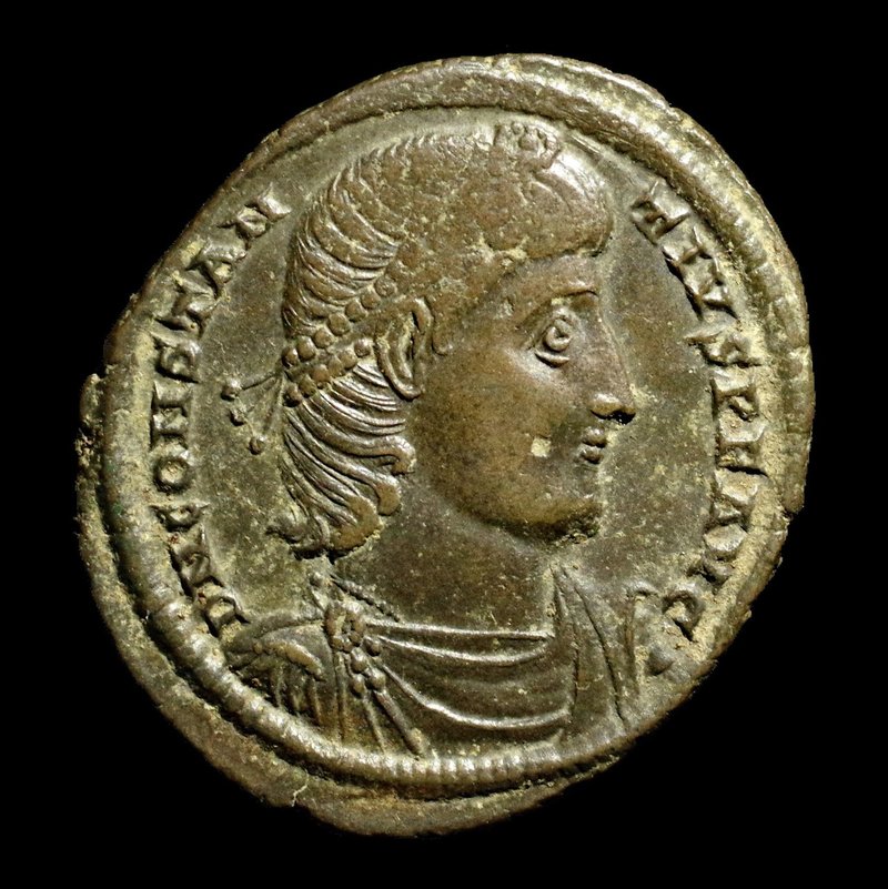 古代ローマ】銀貨 1800年前 極美品 デナリウス 悲劇の若き皇帝 軍人 