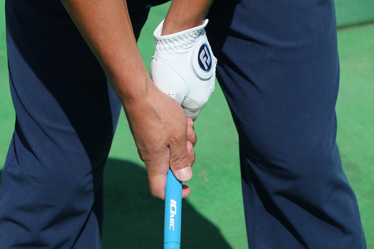 スイングタイプとグリップ｜座馬ゴルフ