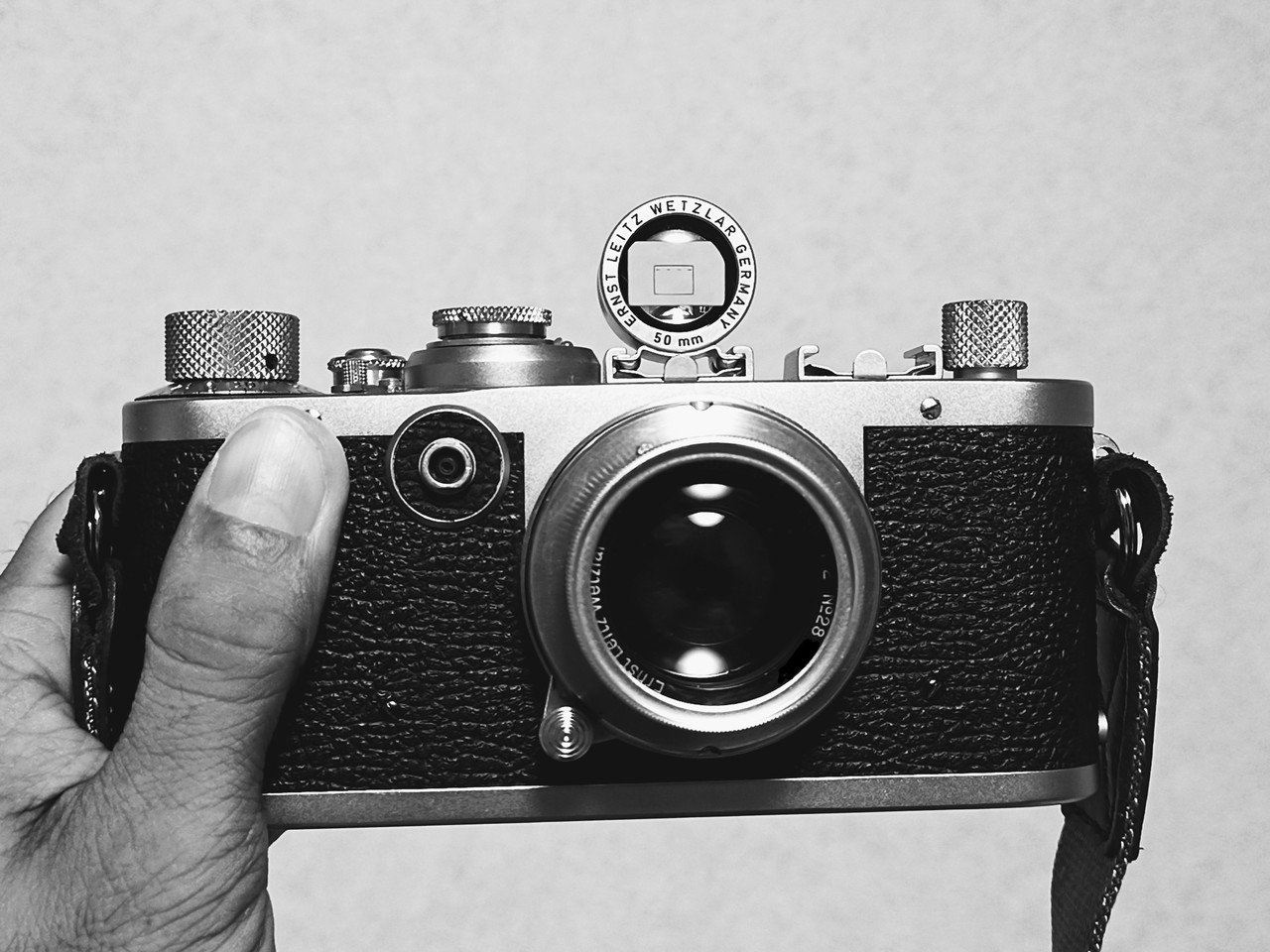 市場 店内一部カメラ商品限定特価 レンジファインダーカメラ Leica ライカ