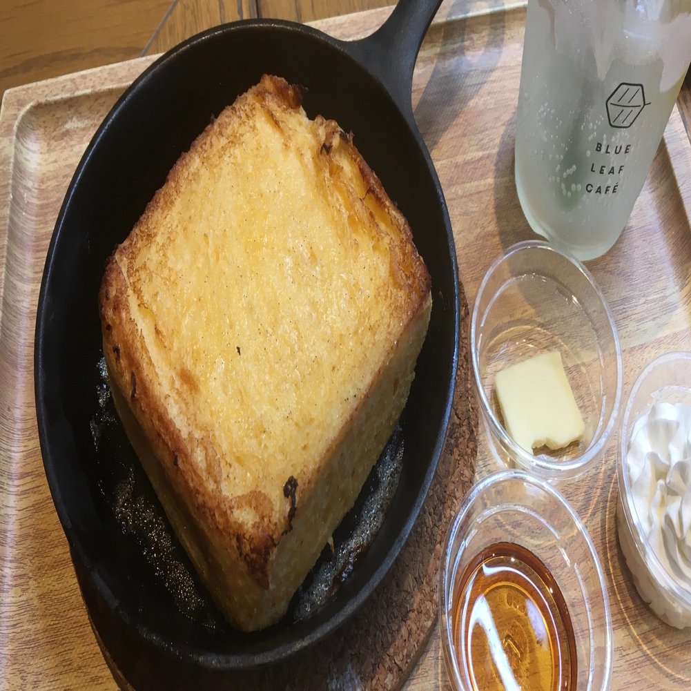 仙台 一番町のauショップ1階で食べられる フレンチトースト Invincible Hound Note