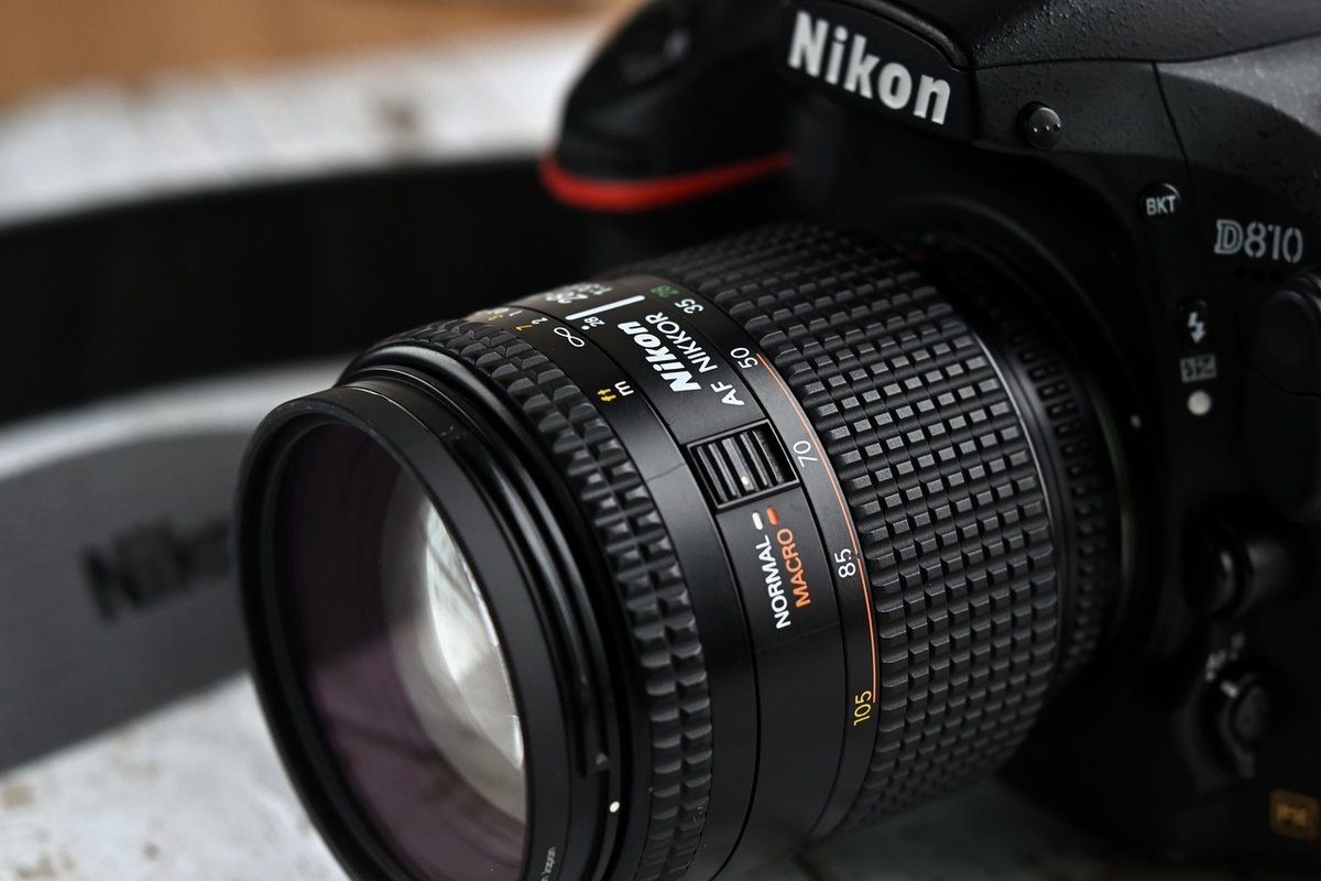 秋の始まり、古めのズームレンズで。Nikon Ai AF Zoom Nikkor 28  