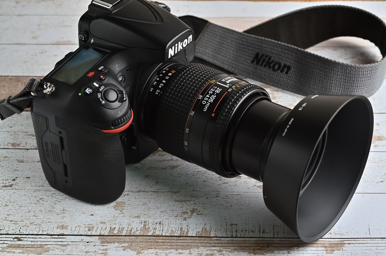 秋の始まり、古めのズームレンズで。Nikon Ai AF Zoom Nikkor 28 ...