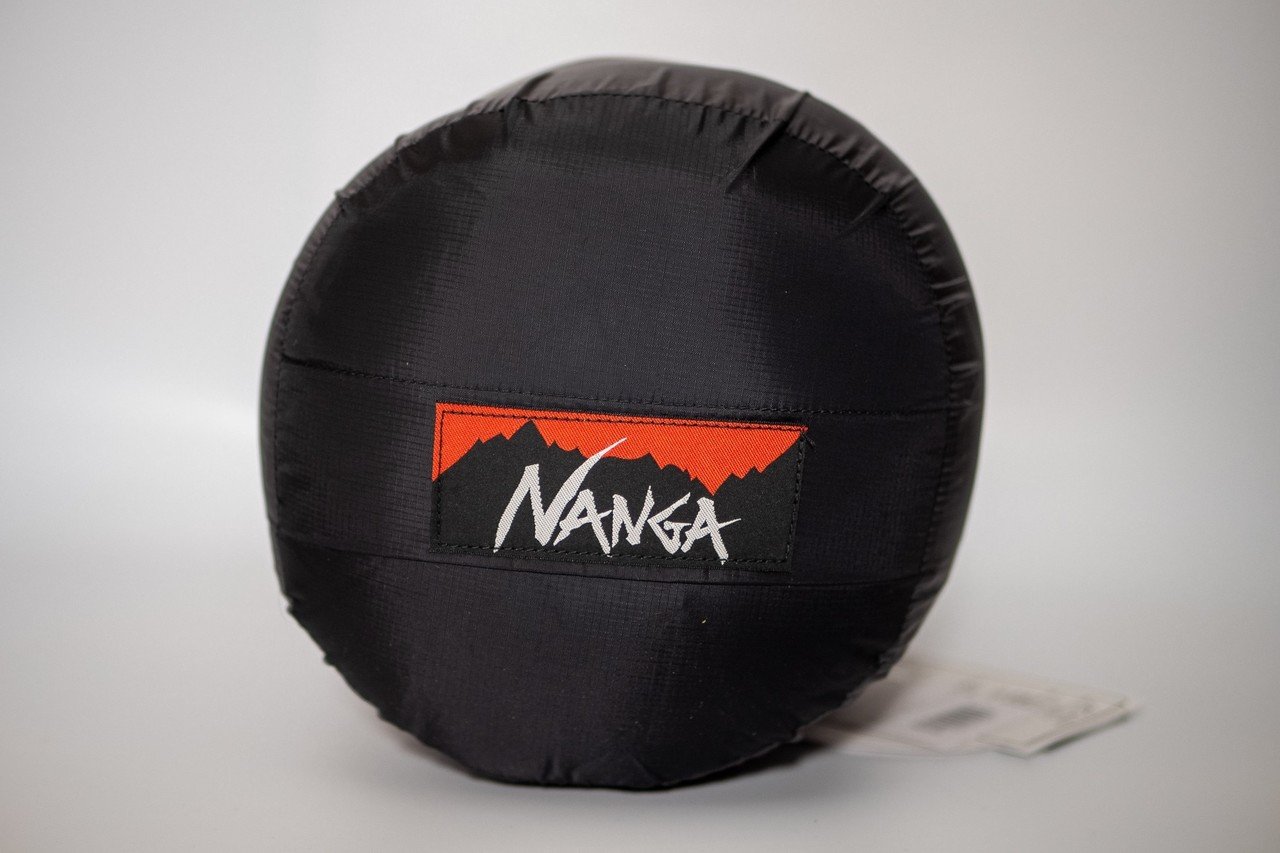 NANGA ナンガ [山渓×NANGA]オーロラ600DXオールブラック ALL BLACK