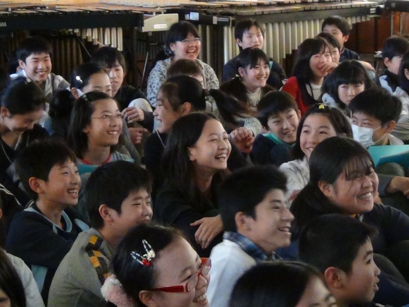原発事故で課外活動が制限された郡山の小学生が 地元の魅力を伝えるため よしもと芸人とcm制作 沖縄国際映画祭12 へ 郡山市立薫小学校 Support Our Kids プロジェクト 3 11 被災児童自立支援 Note 原発事故で課外活動が制限された郡山の小学生が 地元の魅力を伝えるため よしもと芸人とcm制作 沖縄国際映画祭12 へ 郡山市立薫小学校 Support Our Kids プロジェクト 3 11 被災児童自立支援 Note