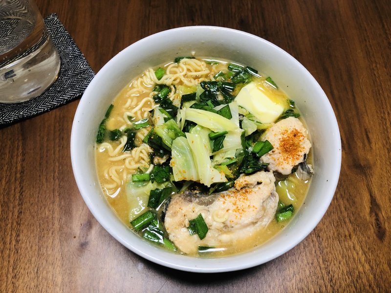 サッポロ一番みそ味で石狩鍋風ラーメン ケイチェルおじ Note