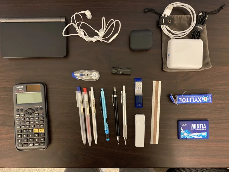 理系大学生のカバンの中身 まさ Rikelog Note