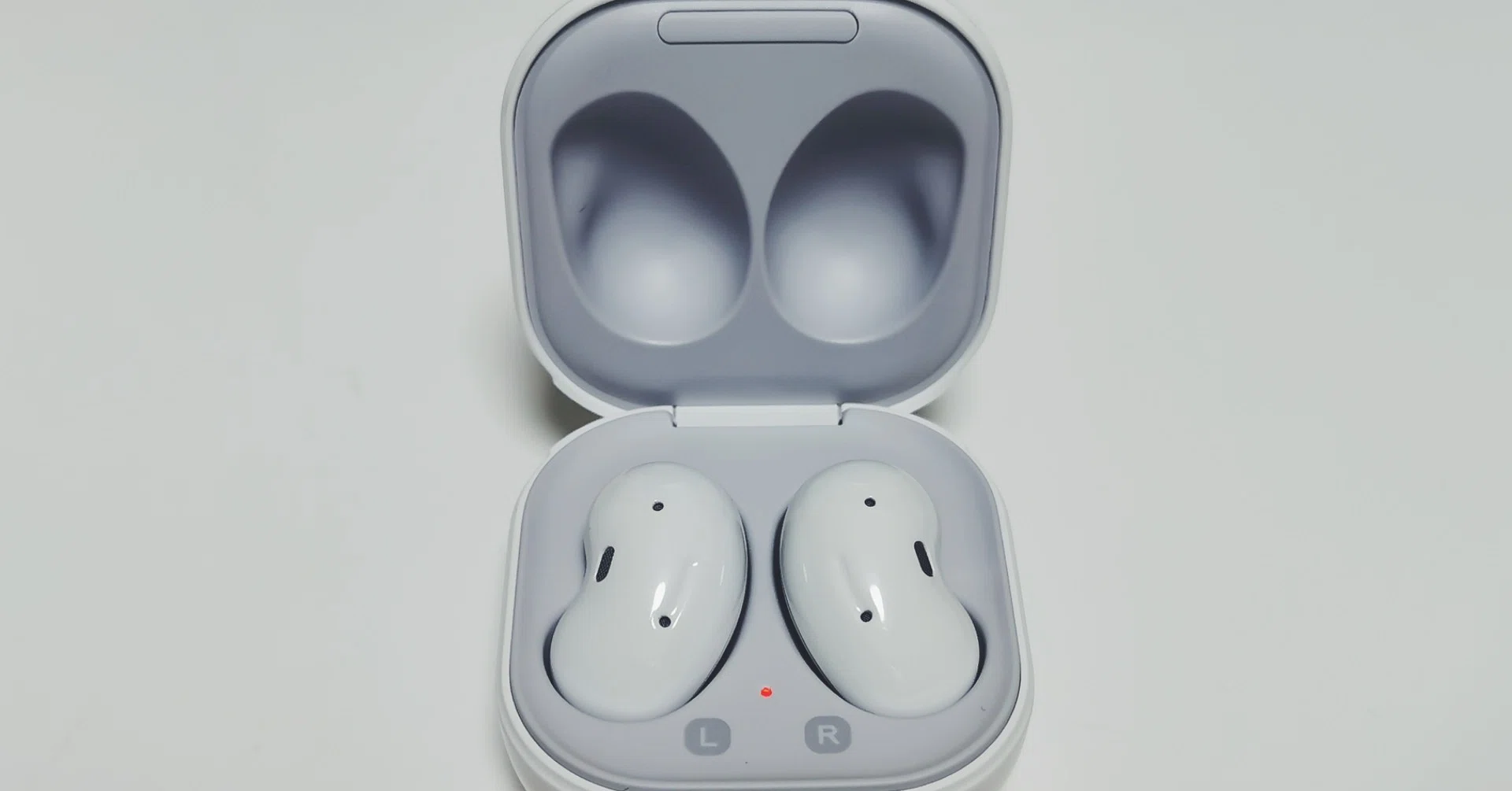 Galaxy Buds Live レビュー 新しい豆ワイヤレスイヤホンはおすすめ