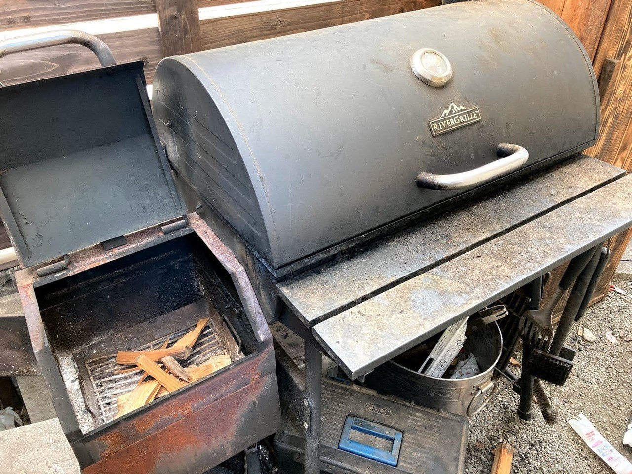 RIVERGRILLE ブラック スモーカーUS RIVERGRILLE ブラック スモーカーUS（Myron Mixon Smokers）
