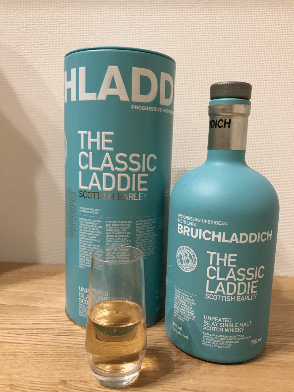 ブルックラディ ザ クラシックラディbruichladdich The Classic Laddie 過去と未来の間に生きるおじさん Note