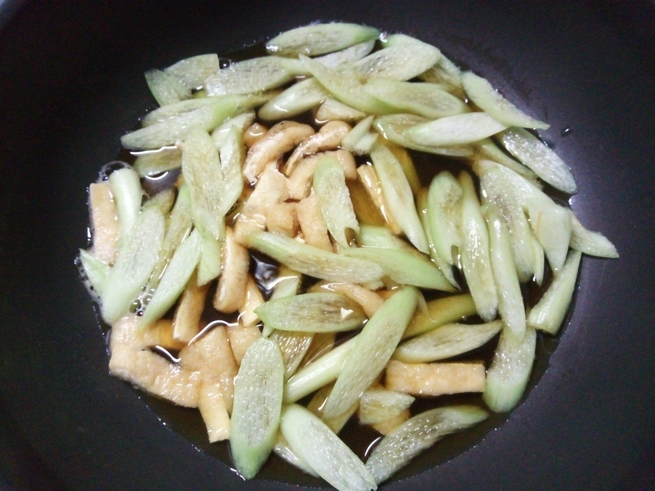 メシ部 初ハスイモで3種類のお料理作ったのだ メシ部のカン子 Note