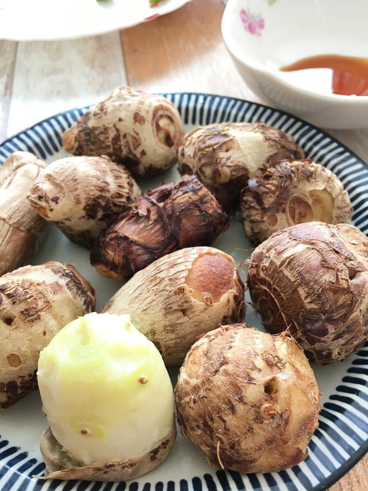 緑 赤 オレンジ 茶色 黄色 白 お昼ご飯はシンプルに野菜を炒めたり蒸したりして塩や醤油で頂いたのですが 野菜や果物の色がとっても綺麗だなぁと何だかいつもより美味しく感じます 私の調理中 息子は毛布 Chachi Note 緑 赤 オレンジ 茶色 黄色 白 お昼ご飯はシンプルに野菜を炒めたり蒸したりして塩や醤油で頂いたのですが 野菜や果物の色がとっても綺麗だなぁと何だかいつもより美味しく感じます 私の調理中 息子は毛布 Chachi Note