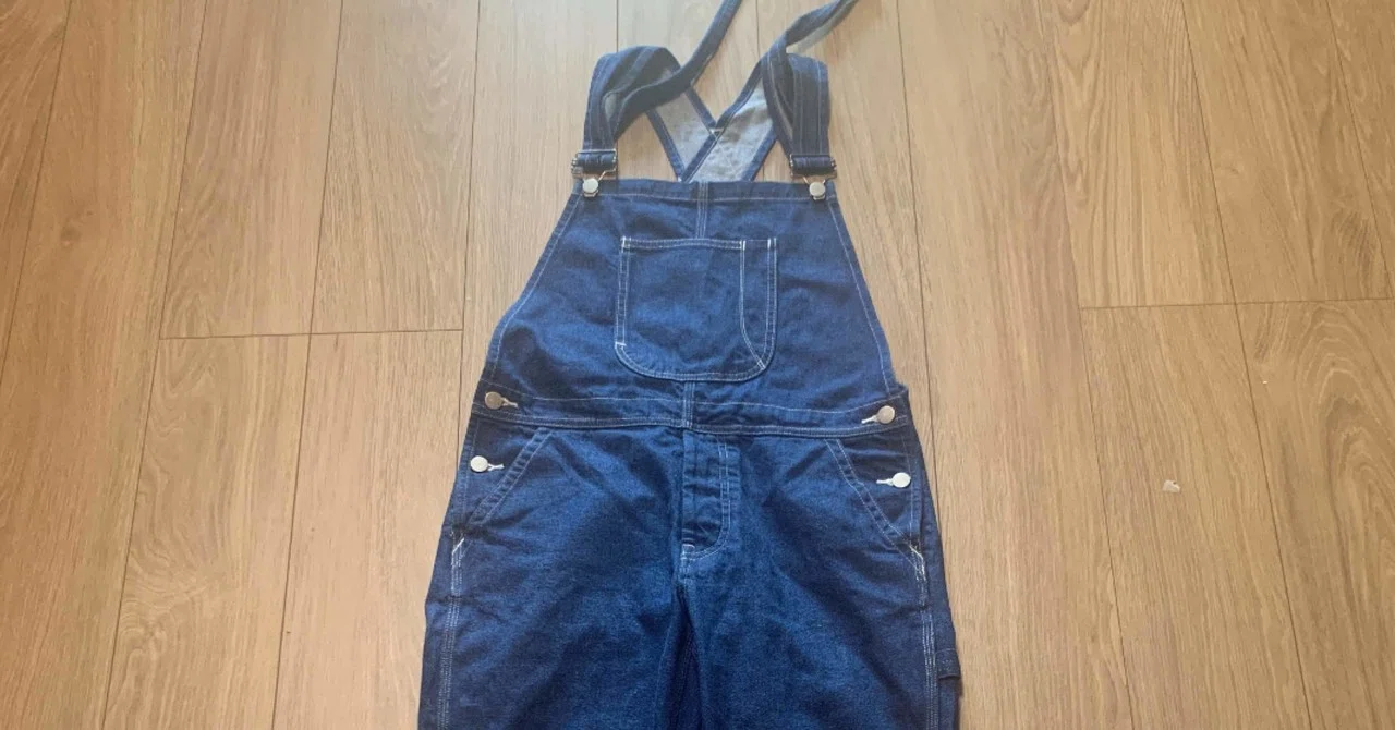 断捨離して家からデニムが1本もなくなった件〜おとなの服選び｜月の魚