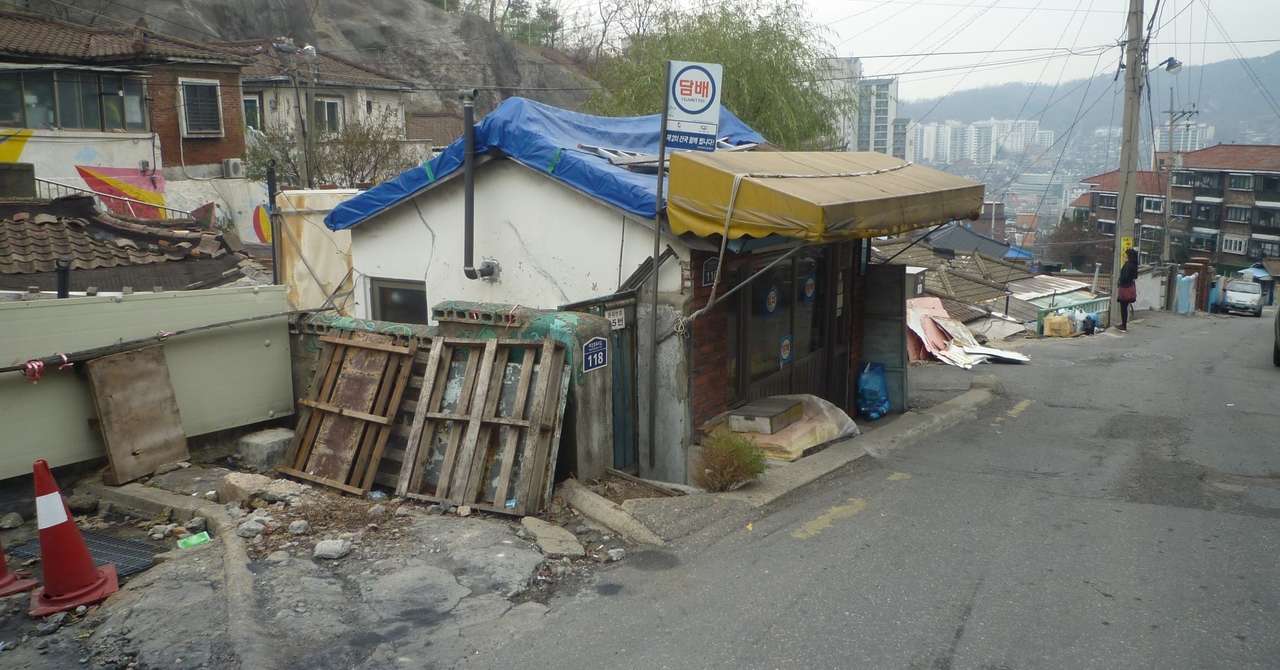 坂の上のソウルと 年下の後輩からの１０年ぶりの電話 北岡 裕 Note