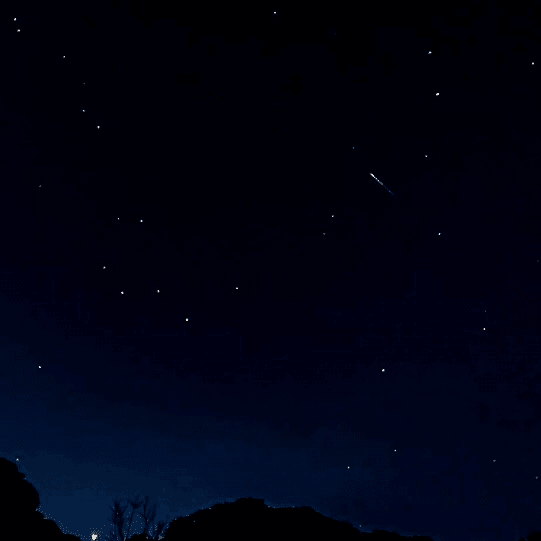 星に願いを オリオン座流星群 スマホ撮影に成功 十和田 覽 Note 星に願いを オリオン座流星群 スマホ撮影に成功 十和田 覽 Note