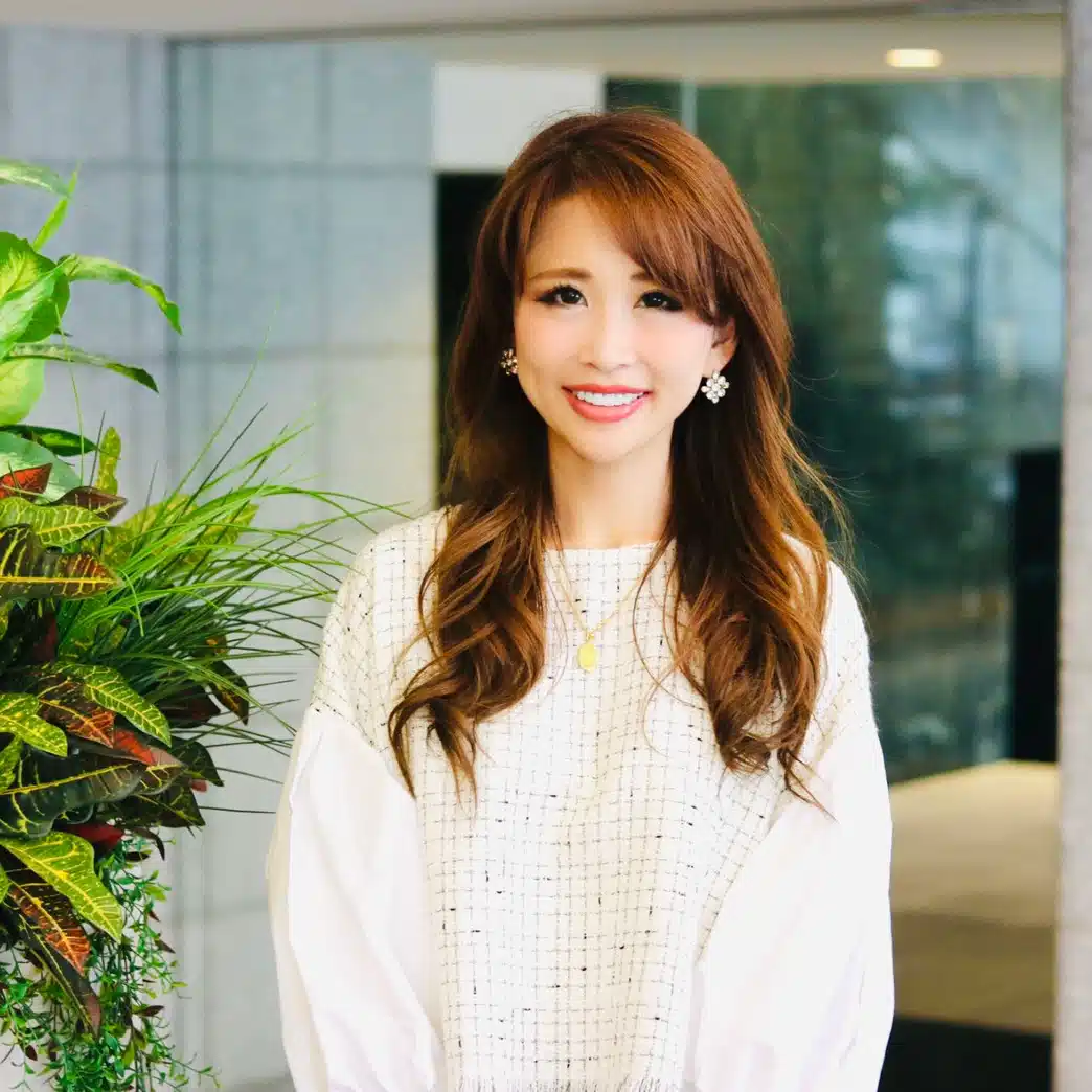 ayako 【心×経済的自立支援で人生を変えるママの味方🌸】