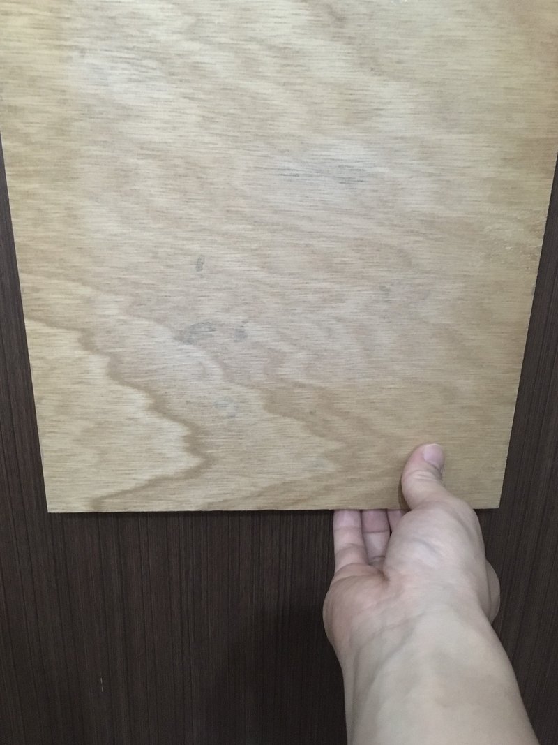 自宅でも職場でも 展示に使える便利なアイテム コマンドタブ 近澤優 アーティスト 絵画 Note