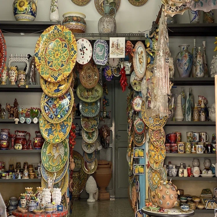 イタリア陶器　シシリア島パレルモで購入 テーブルが楽しくなる陶器・インテリアのお店 | GRANADA-グラナダ