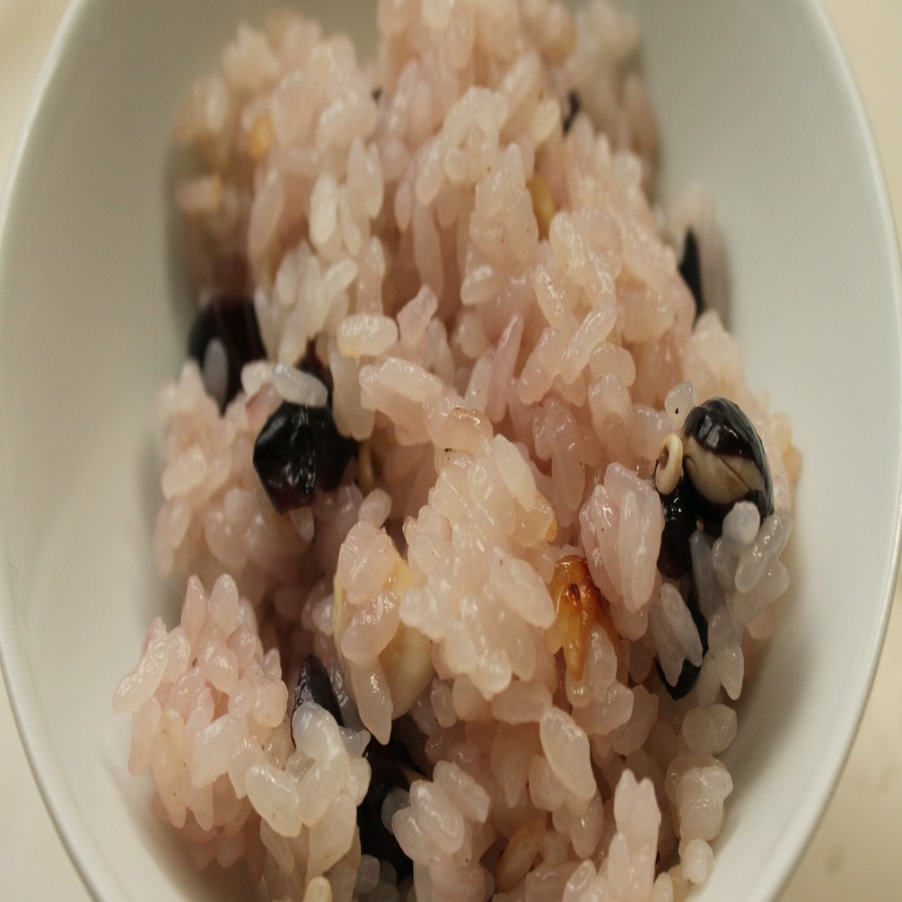 黒大豆でご飯をピンクに 樋口直哉 Travelingfoodlab Note