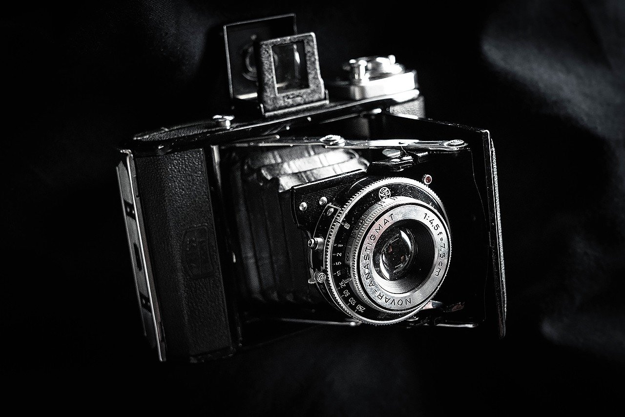 Ikon  Zeiss Ikonta 521  蛇腹カメラ　動作確認済み 訳あり品】 ツァイスイコン Zeiss Ikon Ikonta 521/16 Carl