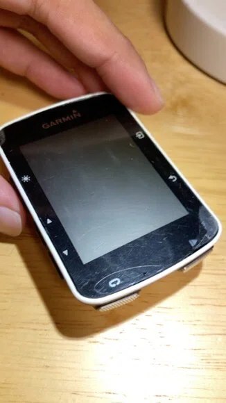 簡単】 GARMIN EDGE 520 自力でバッテリー交換【DIY 解体 電池】｜たか