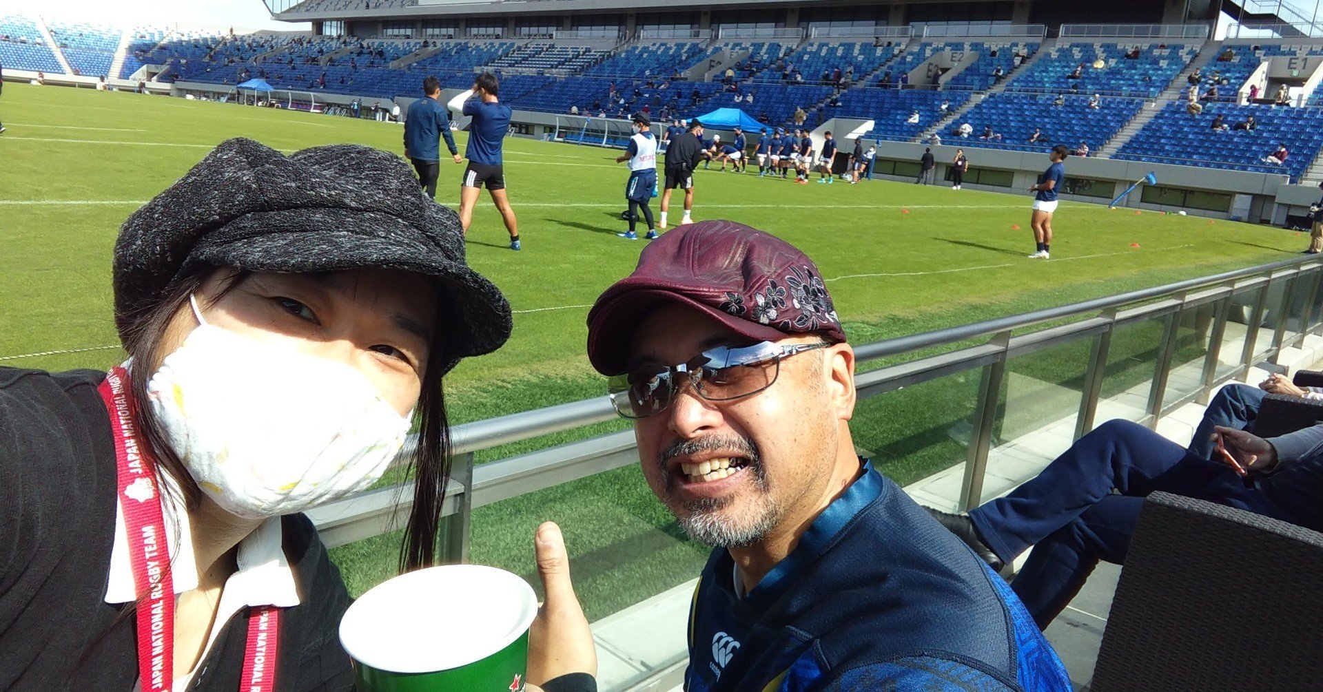 ラグビー観戦の服装と持ち物 秋 コロナ対策編 ラグビーに恋して みきしの Shino Miki Note ラグビー観戦の服装と持ち物 秋 コロナ対策編 ラグビーに恋して みきしの Shino Miki Note