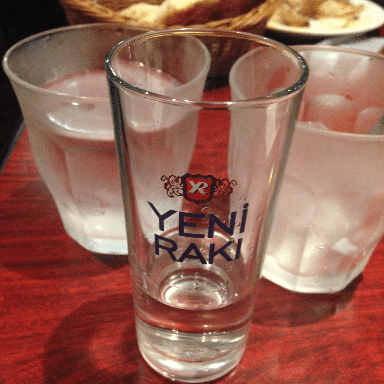 ラクというトルコのお酒 過去と未来の間に生きるおじさん Note ラクというトルコのお酒 過去と未来の間に生きるおじさん Note