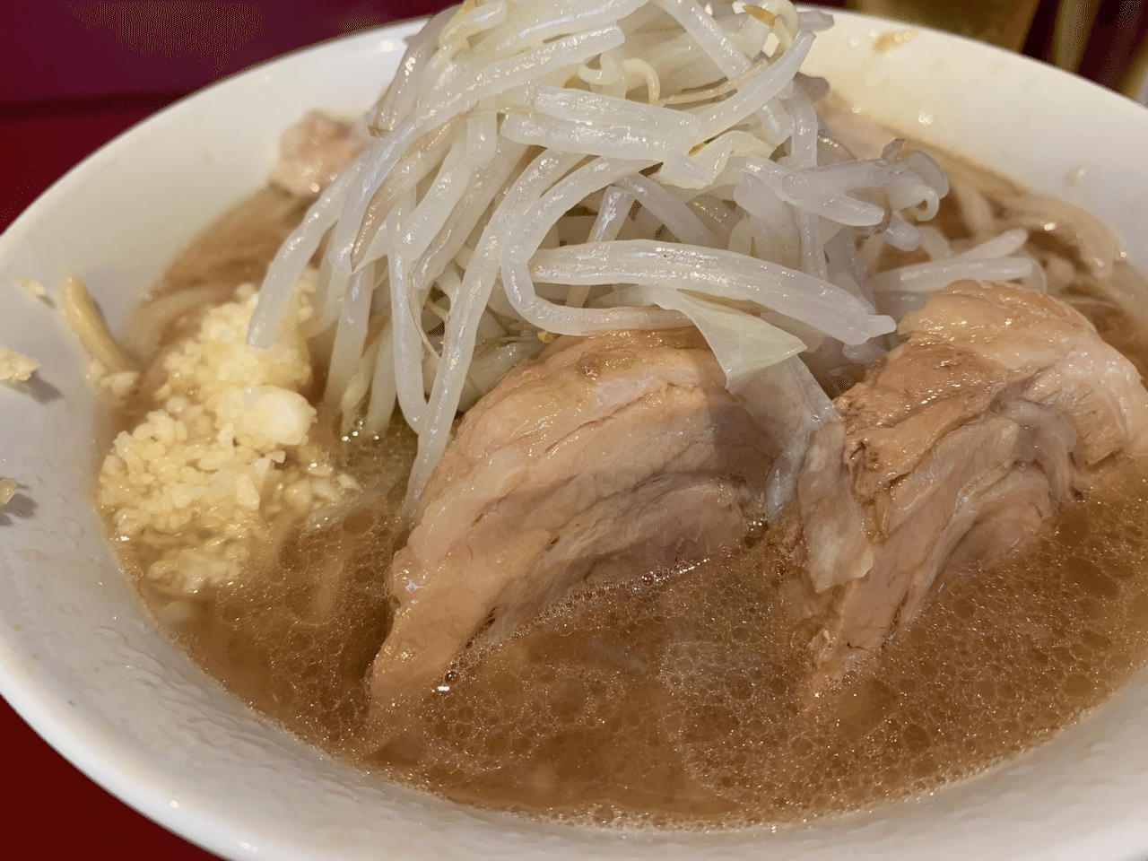 ラーメン二郎 らーめんじろう 荻窪店 東京都杉並区荻窪4丁目33 1 荻窪白馬ビル 荻窪駅徒歩10分程度 小ラーメン 荻窪二郎は給水機のところに ゆずポン ネギポン ラー油等が置いてあるので 味変に 黒 サウナージロリアン Note ラーメン二郎 らーめんじろう 荻窪店 東京都杉並区荻窪4丁目33 1 荻窪白馬ビル 荻窪駅徒歩10分程度 小ラーメン 荻窪二郎は給水機のところに ゆずポン ネギポン ラー油等が置いてあるので 味変に 黒 サウナージロリアン Note