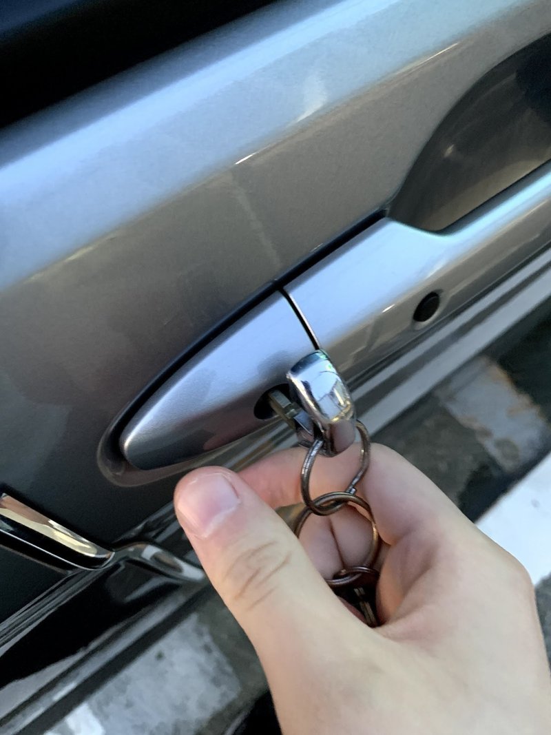 備忘録 スマートキー搭載車でシステム始動中に外部からドアロックする方法 Jailbreaker Note 備忘録 スマートキー搭載車でシステム始動中に外部からドアロックする方法 Jailbreaker Note