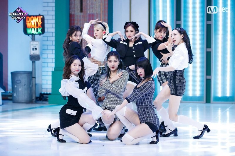 Twiceカムバ 新曲 I Can T Stop Me の衣装 Citypopまで徹底解剖 今kpop界では空前のレトロブームらしい 韓国情報ジャーナル Llyouth トゥーユース Note