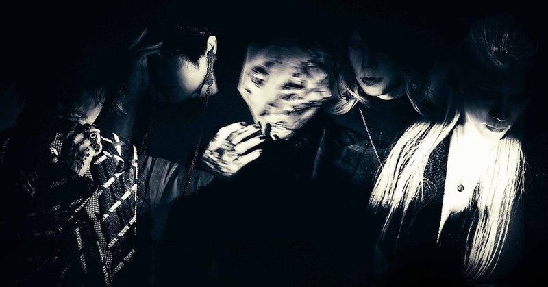 人気バンド Dir En Grey のボーカルなりすまし事件が発生 ビジュアル系バンドならではの 詐欺が成立した要因も 音楽情報バイラルメディア Evening Note