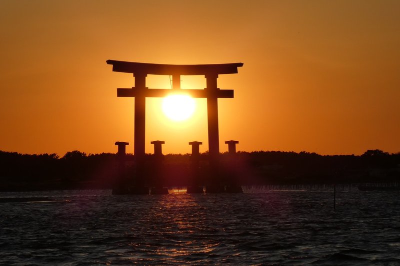 弁天島海浜公園から撮影した、日没前から日没後までの浜名湖観光タワー (12)