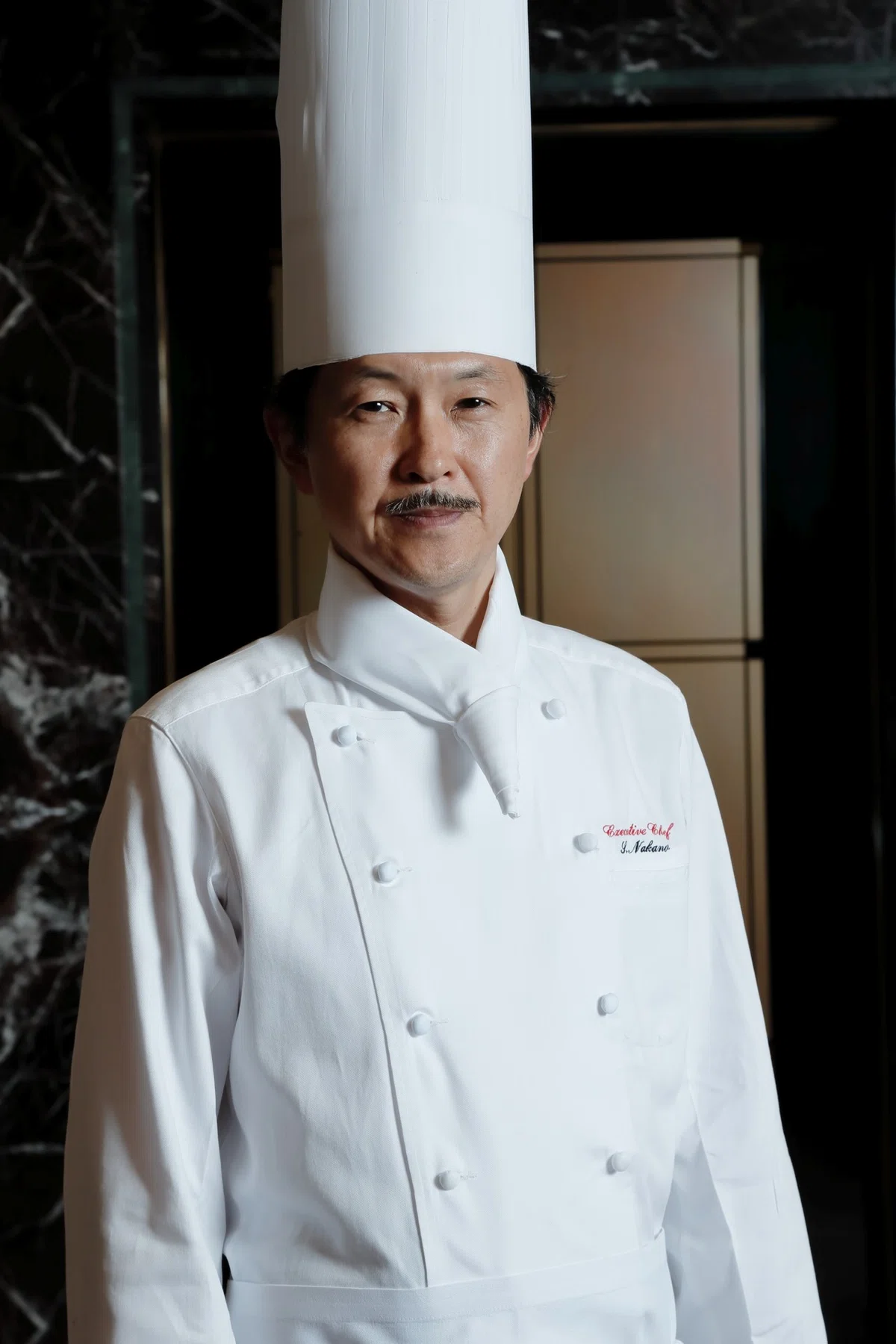 総料理長 中埜智史-1