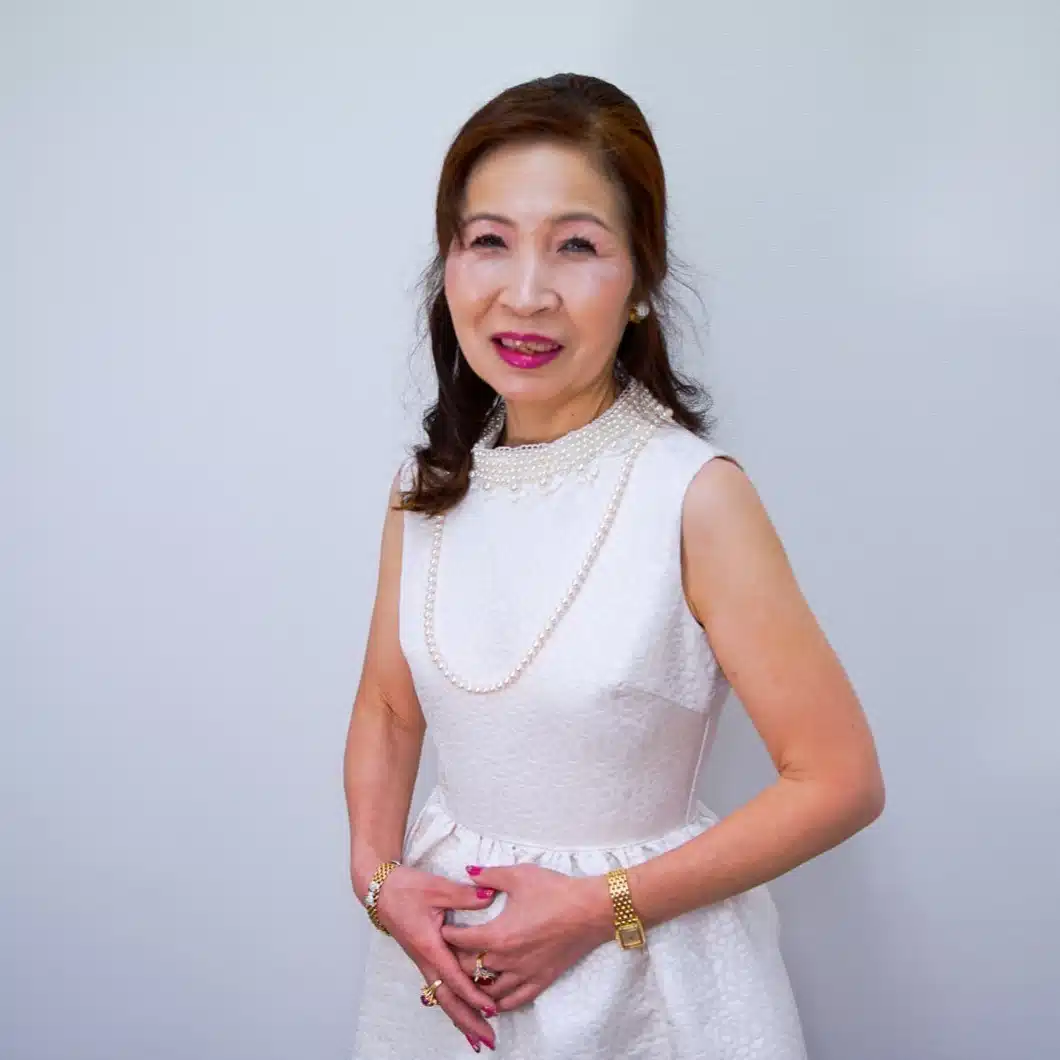 臼井由妃