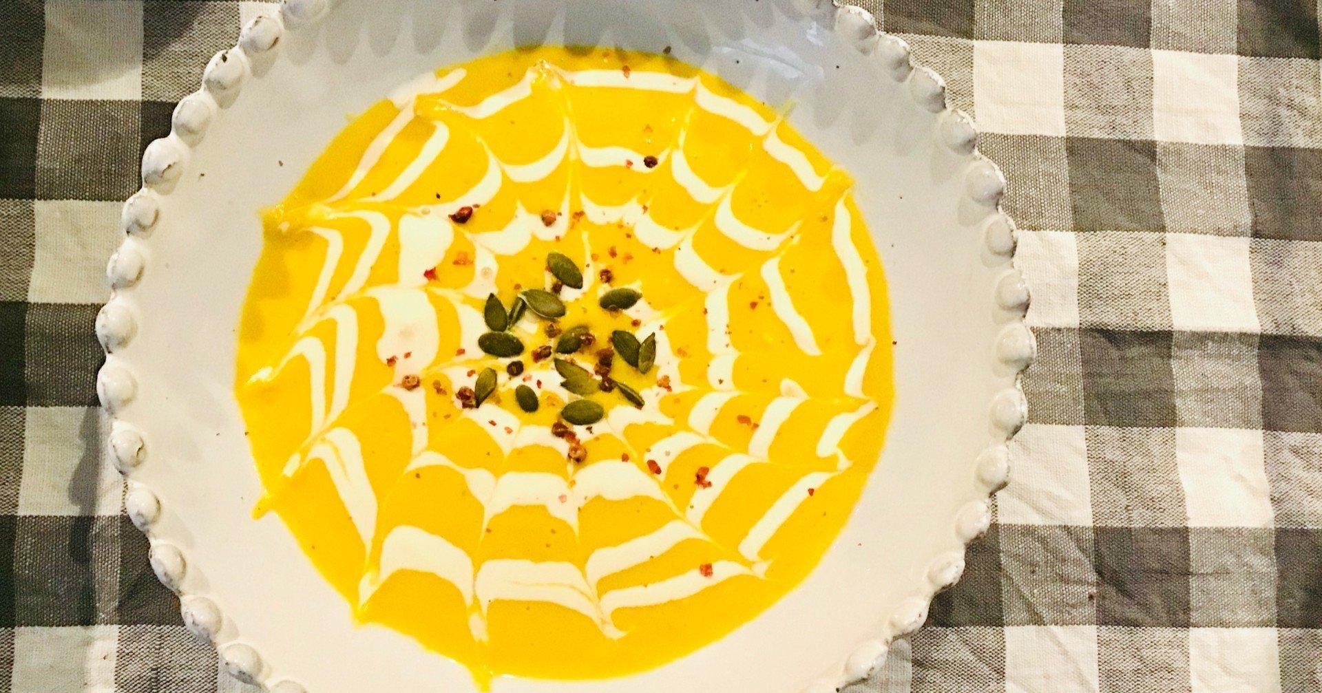 栄養満点にちがいない バターナッツかぼちゃのハロウィン風ポタージュ ユイじょり Note 栄養満点にちがいない バターナッツかぼちゃのハロウィン風ポタージュ ユイじょり Note