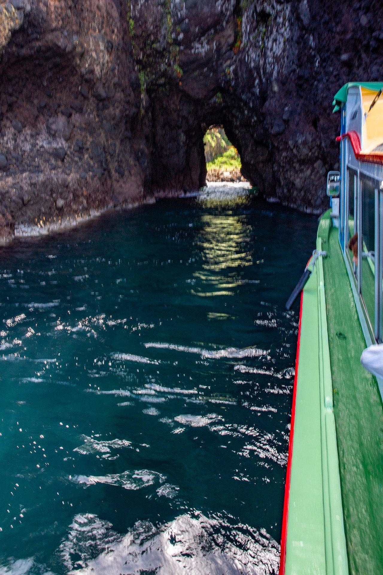 能登金剛遊覧船で行く 巌門 Zenpaku Note 能登金剛遊覧船で行く 巌門 Zenpaku Note