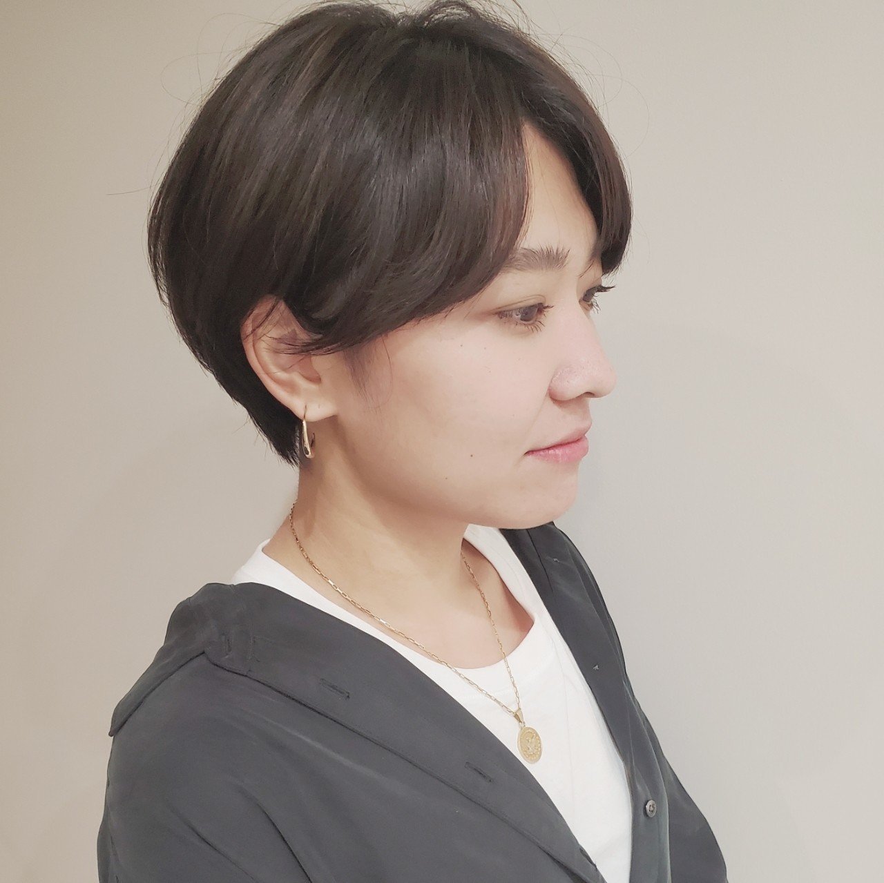顔を隠し過ぎると魅力まで隠れてしまう 竹澤こうすけ 美容室kitsukiオーナー Note 顔を隠し過ぎると魅力まで隠れてしまう 竹澤こうすけ 美容室kitsukiオーナー Note