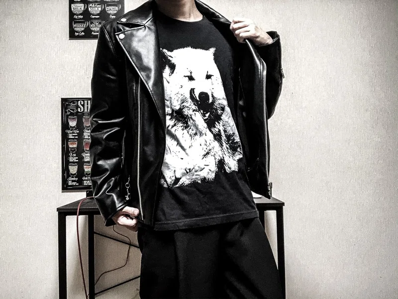 パンクでロックな服を作りました U S S Y モノトーンデザイナー Note