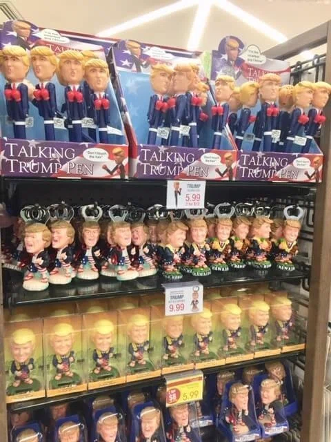 ハワイにトランプ大統領のグッツありますか？｜hawaiine55